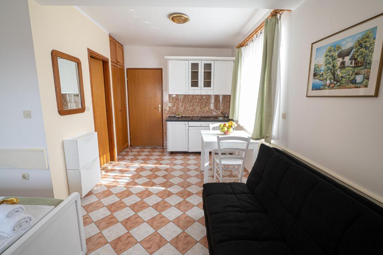 Apartmani Marin No1. Βόντιτσε Εξωτερικό φωτογραφία